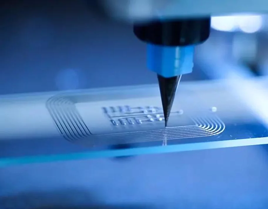 Voltera Nova PCB Printer has Direct-ink-write dispensing simplifies research and development